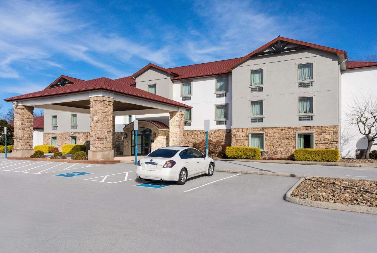 Quality Inn & Suites Monterey, Tn - Crossville, Tn Exterior foto